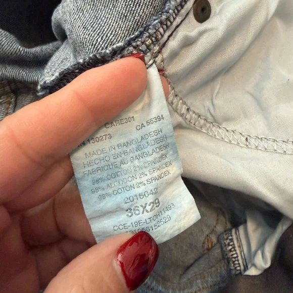 EUC Lee Men's Blue Jeans - Picture 9 of 9